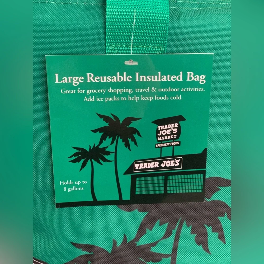 NEW Trader Joe’s Large Reusable Insulated Bag - Limited Edition Emerald Green